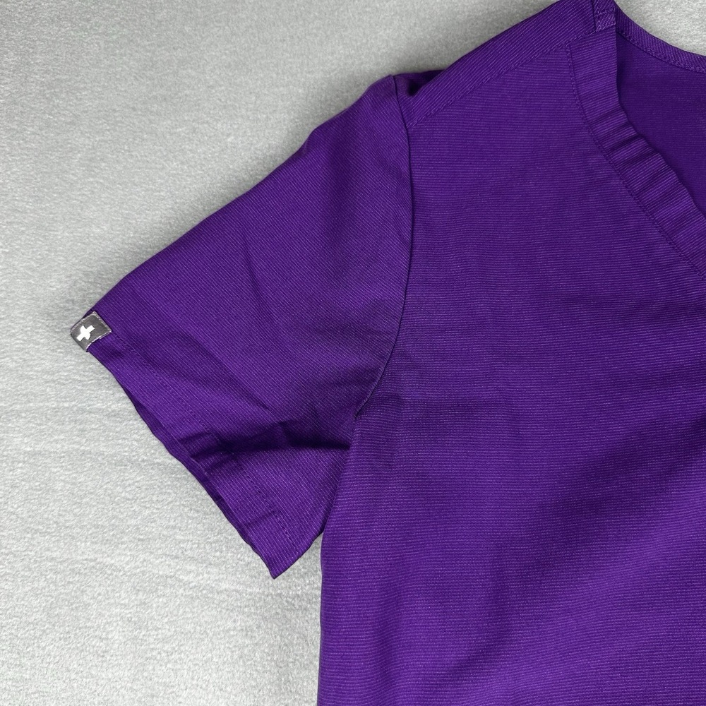 FIGS Women's Catarina One Pocket Scrub Top XS Technical Collection Ultra Violet - Picture 5 of 11